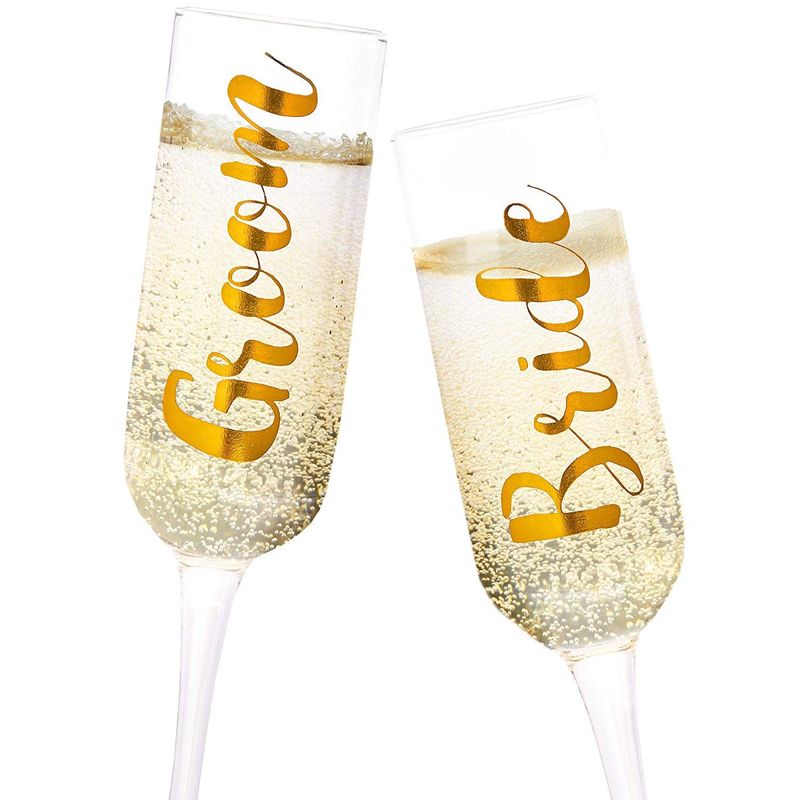 Juvale 2-Pack Gold Glass Groom and Bride Champagne Wedding Flutes, 8 Ounces