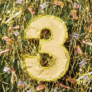 Juvale Number 3 Gold Foil Party Pinata for Third Birthday, Centerpiece Decoration, 15.5 x 10.5 x 3 Inches