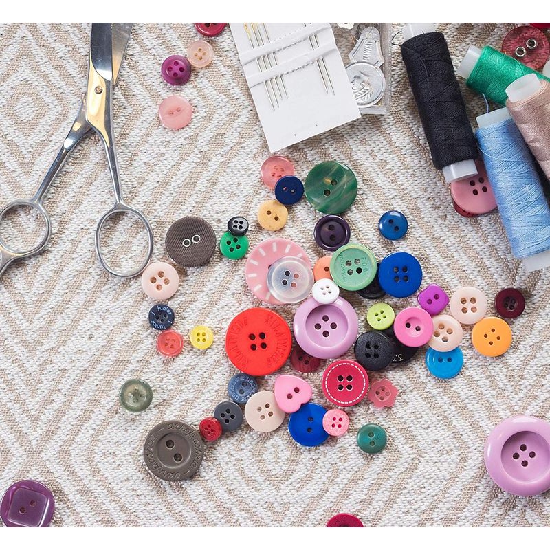 Yaka 50pcs Big Button Mix Fancy Round Plastics Button Overcoat 4 Holes Buttons DIY Craft Sewing Buttons for Crafts1.2inch