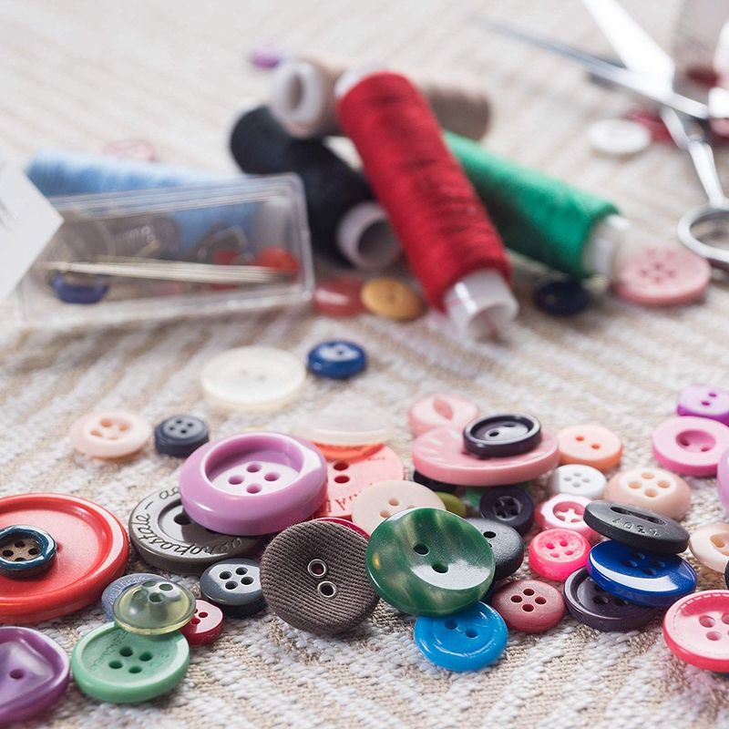 100 PCS Assorted Mixed Color Resin Buttons, 4 Holes Round Craft Buttons,  DIY Crafts Children's Manual Button Painting 