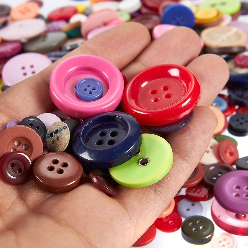 1000 Peces Buttons Round Craft Resin Buttons for Crafts Sewing Decorations,  2 Holes and 4 Holes (Multi-Color)