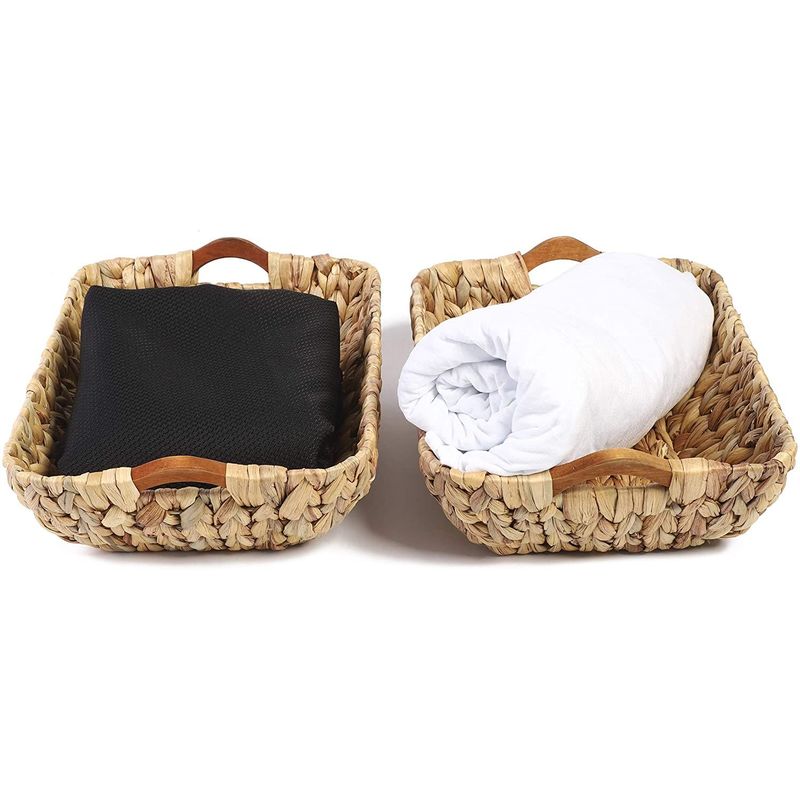 Juvale 2 Pack Small Rectangular Wicker Baskets for Shelves, 6 Inch Wide  Hand Woven Water Hyacinth Baskets