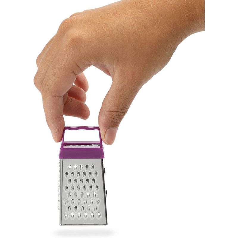 Stainless Steel Mini Cheese Grater – 4-Sided Multifunctional tiny cheese  grater Best for Parmesan Cheese, Vegetables - Easy to Use and Non-Slip Base  : : Home
