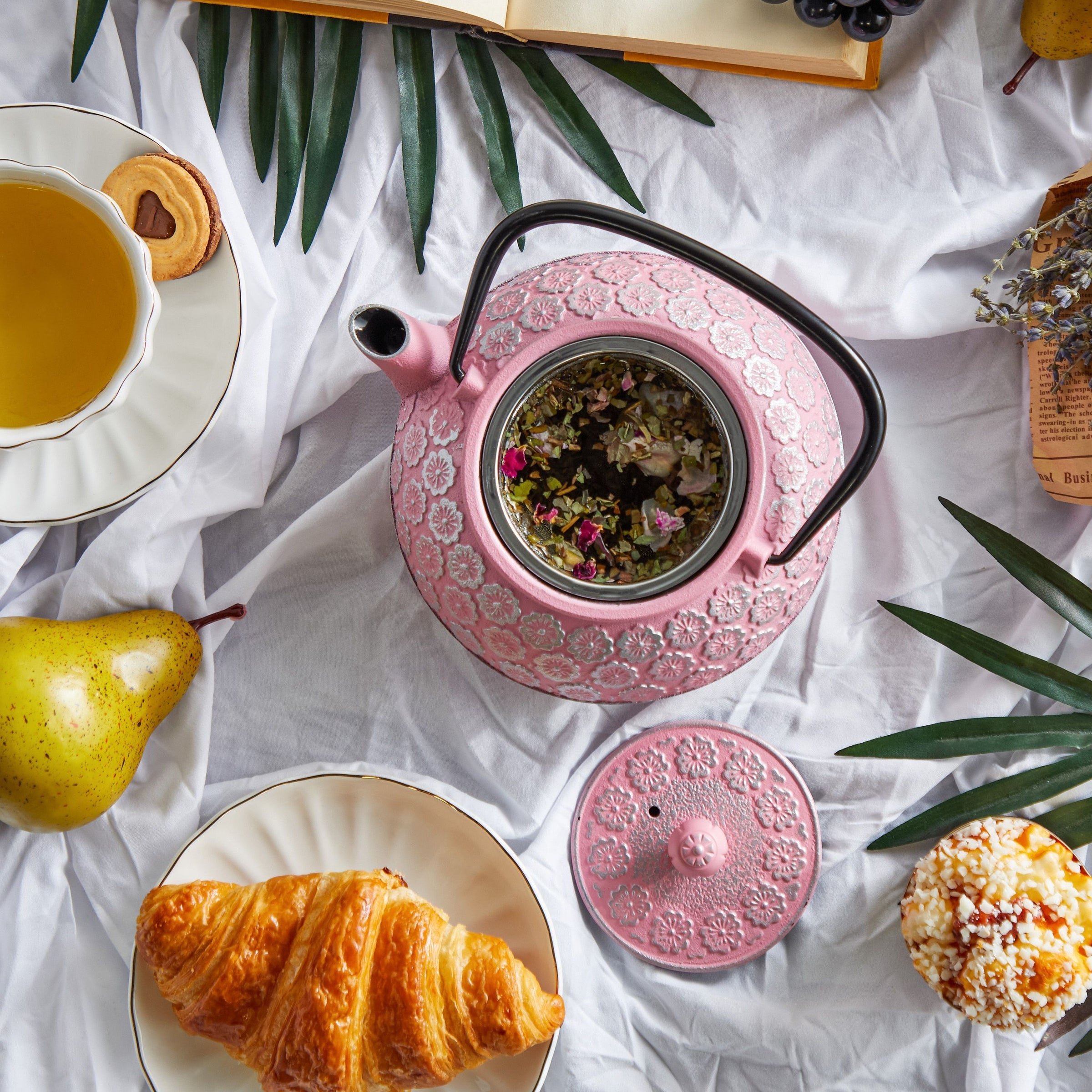 Pink Floral Cast Iron Teapot Kettle With Stainless Steel Loose